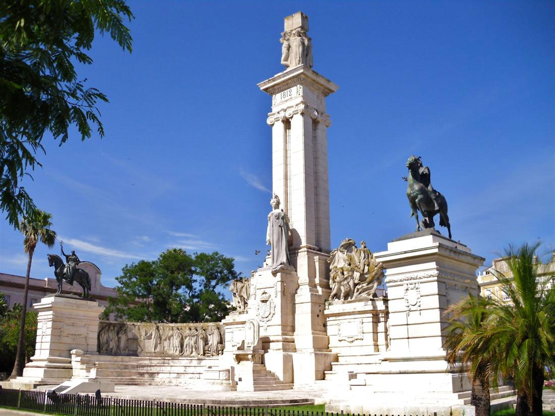 Monumento a las Cortes. Plaza España, Cádiz.